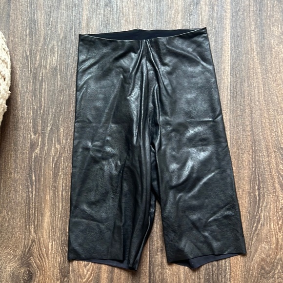 Commando Pants - Commando Black Shorts